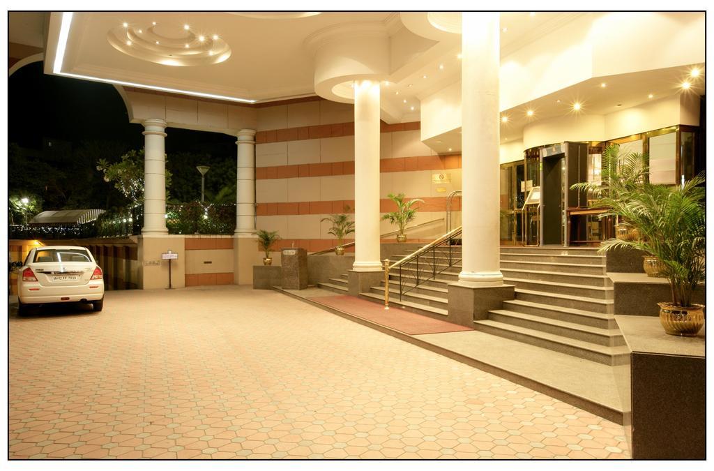 Sun-N-Sand プネ エクステリア 写真